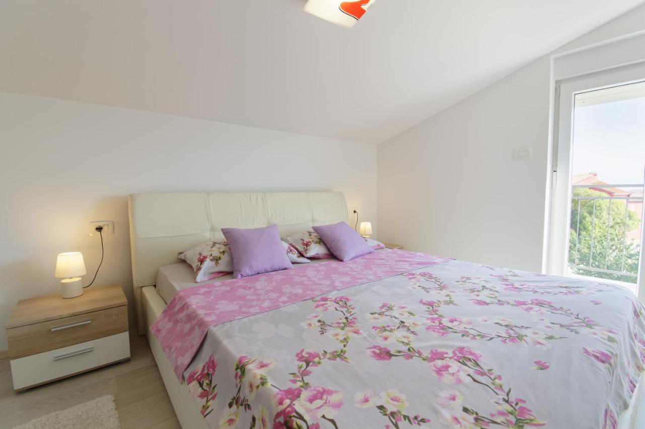 Apartments Goran By Rent Istria Umag Exterior foto