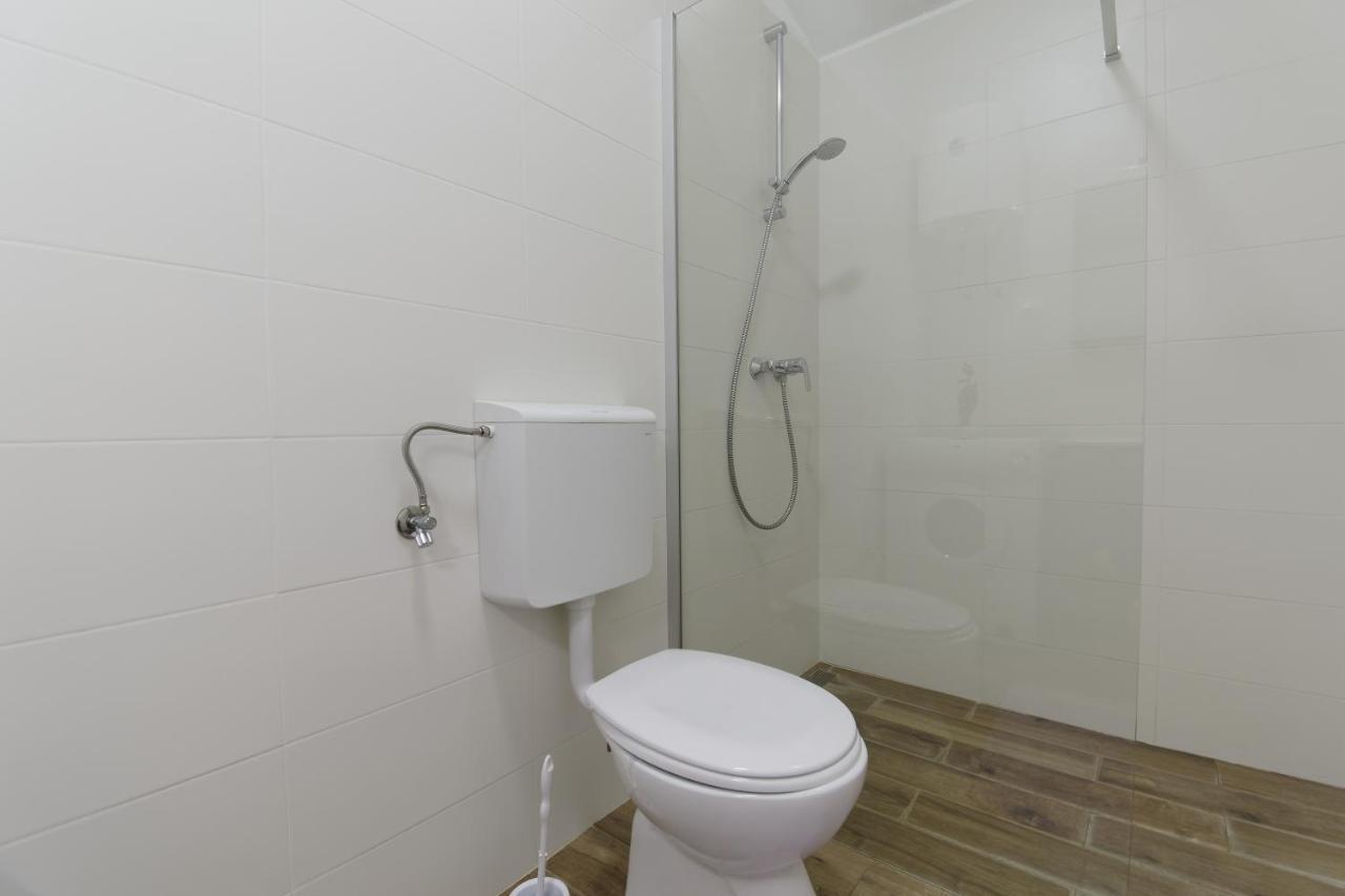 Apartments Goran By Rent Istria Umag Exterior foto