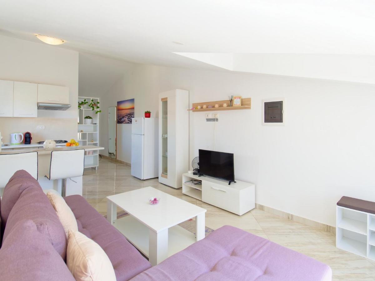 Apartments Goran By Rent Istria Umag Exterior foto
